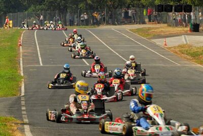 29 et 30 /07/2006 : Coupe de France N100 à Belmont sur Rance (Photos Patrick Lascombes) 2006 — karting