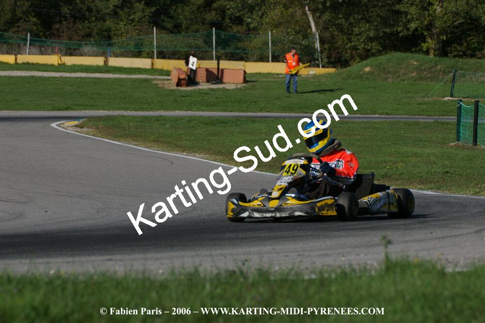 David PAILLES — 14/10/2006 : Trophée Vincent Sanchez photos du samedi par Fabien PARIS 2006 — karting