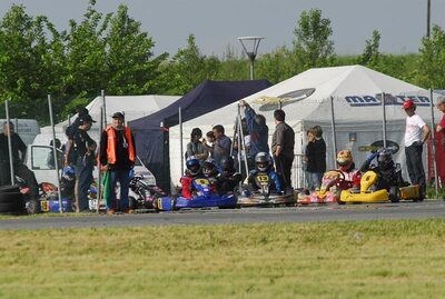 29/04/2007 : 3ème Manche Championnat Régional Midi-Pyrénées – Muret (Photos Patrick Lascombes) 2007 — karting