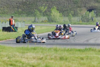 29/04/2007 : 3ème Manche Championnat Régional Midi-Pyrénées – Muret (Photos Patrick Lascombes) 2007 — karting