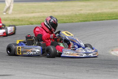 29/04/2007 : 3ème Manche Championnat Régional Midi-Pyrénées – Muret (Photos Patrick Lascombes) 2007 — karting