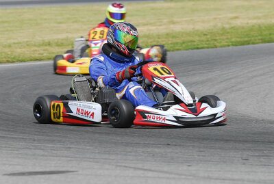 29/04/2007 : 3ème Manche Championnat Régional Midi-Pyrénées – Muret (Photos Patrick Lascombes) 2007 — karting