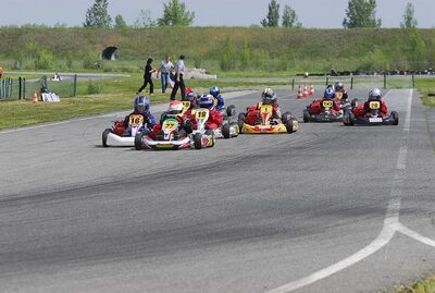 29/04/2007 : 3ème Manche Championnat Régional Midi-Pyrénées – Muret (Photos Patrick Lascombes) 2007 — karting