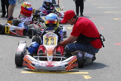 29/04/2007 : 3ème Manche Championnat Régional Midi-Pyrénées – Muret (Photos Patrick Lascombes) 2007 — karting