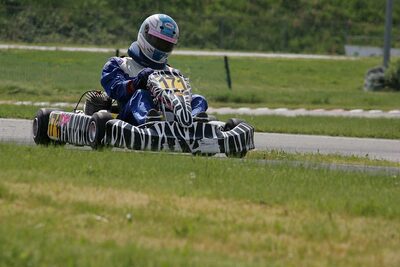 Gregory CAZAJOUS — 28/29 avril 2007 : 3ème Manche Championnat Régional Midi-Pyrénées – Muret (Photos Paul Nephtali) 2007 — karting