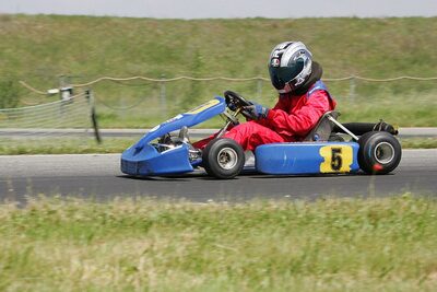 28/29 avril 2007 : 3ème Manche Championnat Régional Midi-Pyrénées – Muret (Photos Paul Nephtali) 2007 — karting