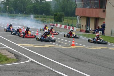 13/05/2007 : 1ère manche du challenge des circuits – 2ème manche du Trophée Vincent Sanchez – 3ème manche du Championnat Régional Languedoc – Lavelanet (Photos Patrice Bompas) 2007 — karting