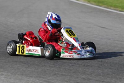 13/05/2007 : 1ère manche du challenge des circuits – 2ème manche du Trophée Vincent Sanchez – 3ème manche du Championnat Régional Languedoc – Lavelanet (Photos Patrick Lascombes) 2007 — karting