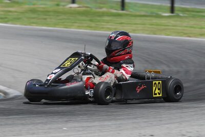 13/05/2007 : 1ère manche du challenge des circuits – 2ème manche du Trophée Vincent Sanchez – 3ème manche du Championnat Régional Languedoc – Lavelanet (Photos Patrick Lascombes) 2007 — karting