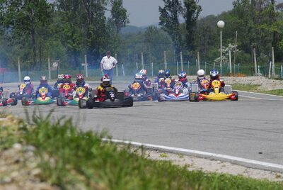13/05/2007 : 1ère manche du challenge des circuits – 2ème manche du Trophée Vincent Sanchez – 3ème manche du Championnat Régional Languedoc – Lavelanet (Photos Patrick Lascombes) 2007 — karting