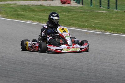 13/05/2007 : 1ère manche du challenge des circuits – 2ème manche du Trophée Vincent Sanchez – 3ème manche du Championnat Régional Languedoc – Lavelanet (Photos Patrick Lascombes) 2007 — karting