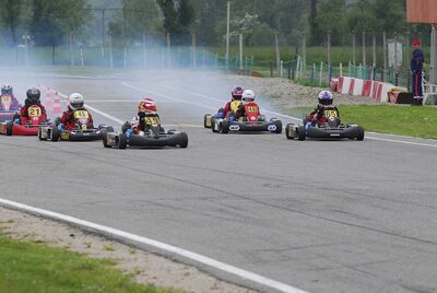 13/05/2007 : 1ère manche du challenge des circuits – 2ème manche du Trophée Vincent Sanchez – 3ème manche du Championnat Régional Languedoc – Lavelanet (Photos Patrick Lascombes) 2007 — karting