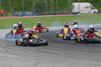 13/05/2007 : 1ère manche du challenge des circuits – 2ème manche du Trophée Vincent Sanchez – 3ème manche du Championnat Régional Languedoc – Lavelanet (Photos Patrick Lascombes) 2007 — karting