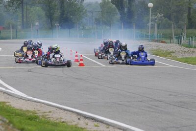 13/05/2007 : 1ère manche du challenge des circuits – 2ème manche du Trophée Vincent Sanchez – 3ème manche du Championnat Régional Languedoc – Lavelanet (Photos Patrick Lascombes) 2007 — karting