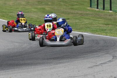 13/05/2007 : 1ère manche du challenge des circuits – 2ème manche du Trophée Vincent Sanchez – 3ème manche du Championnat Régional Languedoc – Lavelanet (Photos Patrick Lascombes) 2007 — karting