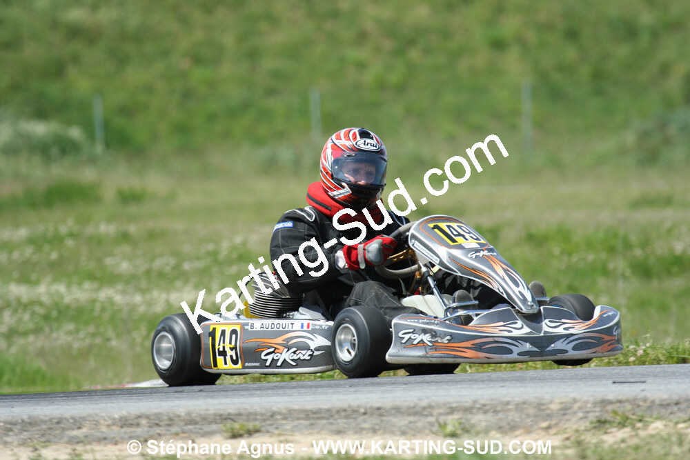 04/05/2008 : 3ème manche du Championnat Régional Midi-Pyrénées à Muret (Photos Stéphane Agnus) 2008 — karting