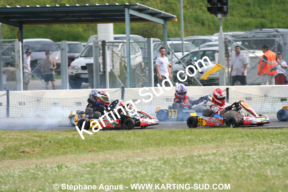 04/05/2008 : 3ème manche du Championnat Régional Midi-Pyrénées à Muret (Photos Stéphane Agnus) 2008 — karting