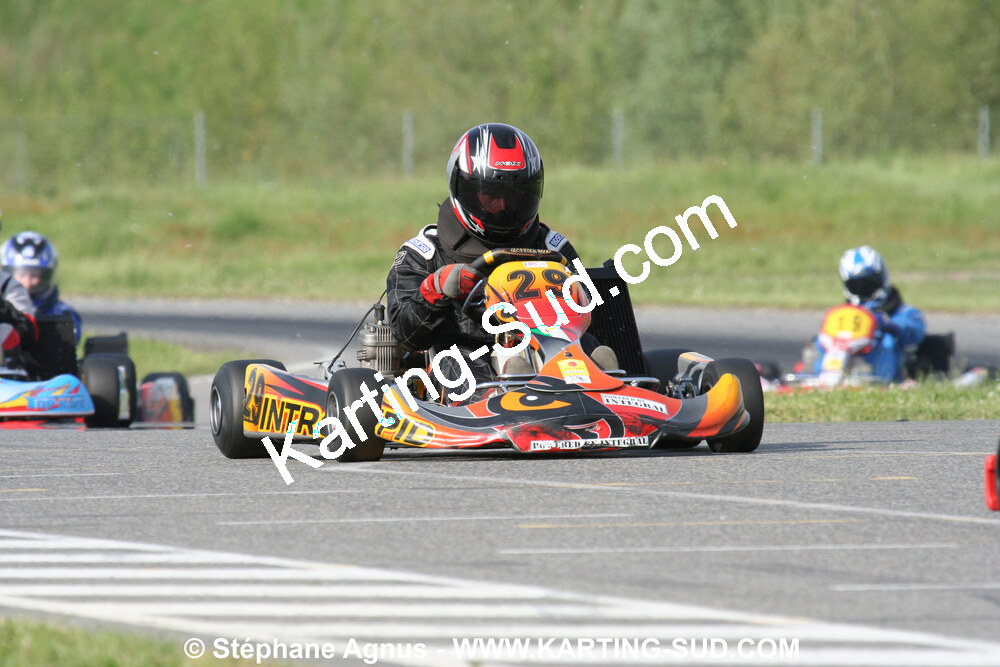 04/05/2008 : 3ème manche du Championnat Régional Midi-Pyrénées à Muret (Photos Stéphane Agnus) 2008 — karting