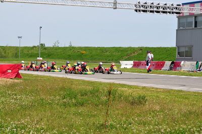 04/05/2008 : 3ème manche du Championnat Régional Midi-Pyrénées à Muret (Photos Julien Dejean) 2008 — karting