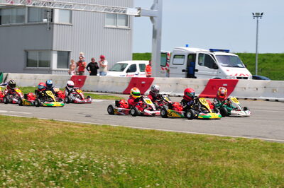 04/05/2008 : 3ème manche du Championnat Régional Midi-Pyrénées à Muret (Photos Julien Dejean) 2008 — karting