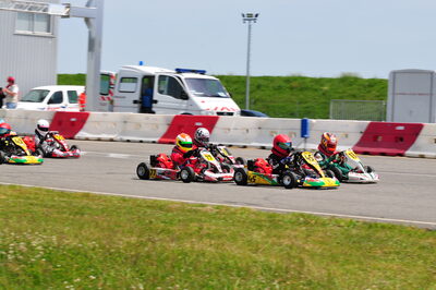 04/05/2008 : 3ème manche du Championnat Régional Midi-Pyrénées à Muret (Photos Julien Dejean) 2008 — karting