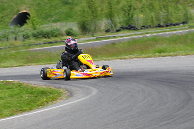 04/05/2008 : 3ème manche du Championnat Régional Midi-Pyrénées à Muret (Photos Julien Dejean) 2008 — karting