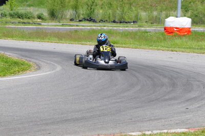 04/05/2008 : 3ème manche du Championnat Régional Midi-Pyrénées à Muret (Photos Julien Dejean) 2008 — karting