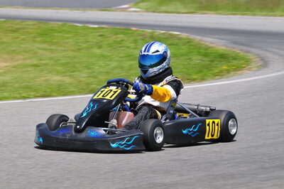 04/05/2008 : 3ème manche du Championnat Régional Midi-Pyrénées à Muret (Photos Julien Dejean) 2008 — karting