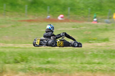 04/05/2008 : 3ème manche du Championnat Régional Midi-Pyrénées à Muret (Photos Julien Dejean) 2008 — karting