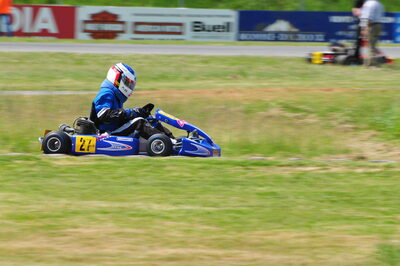 04/05/2008 : 3ème manche du Championnat Régional Midi-Pyrénées à Muret (Photos Julien Dejean) 2008 — karting