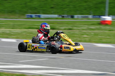 04/05/2008 : 3ème manche du Championnat Régional Midi-Pyrénées à Muret (Photos Julien Dejean) 2008 — karting