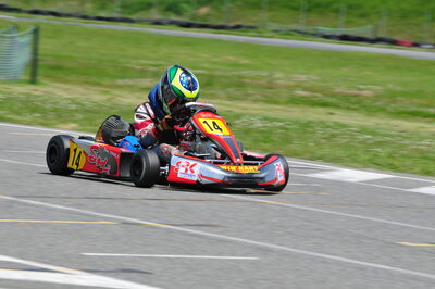 04/05/2008 : 3ème manche du Championnat Régional Midi-Pyrénées à Muret (Photos Julien Dejean) 2008 — karting