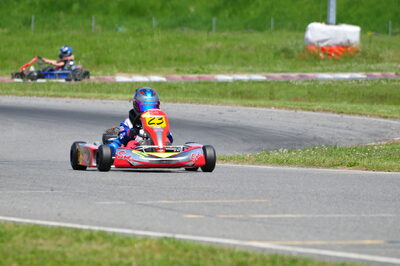 04/05/2008 : 3ème manche du Championnat Régional Midi-Pyrénées à Muret (Photos Julien Dejean) 2008 — karting