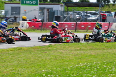 04/05/2008 : 3ème manche du Championnat Régional Midi-Pyrénées à Muret (Photos Julien Dejean) 2008 — karting