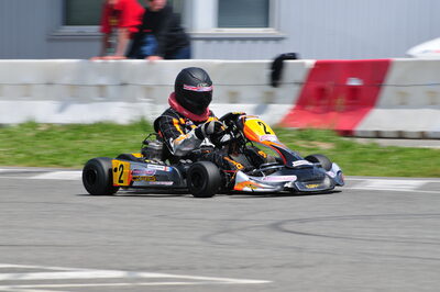 04/05/2008 : 3ème manche du Championnat Régional Midi-Pyrénées à Muret (Photos Julien Dejean) 2008 — karting