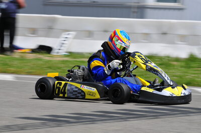 04/05/2008 : 3ème manche du Championnat Régional Midi-Pyrénées à Muret (Photos Julien Dejean) 2008 — karting