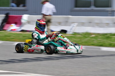 04/05/2008 : 3ème manche du Championnat Régional Midi-Pyrénées à Muret (Photos Julien Dejean) 2008 — karting