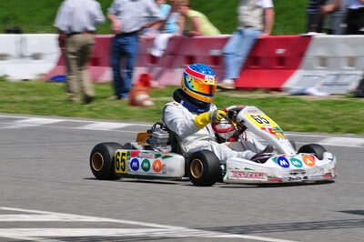 04/05/2008 : 3ème manche du Championnat Régional Midi-Pyrénées à Muret (Photos Julien Dejean) 2008 — karting