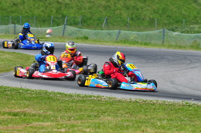 04/05/2008 : 3ème manche du Championnat Régional Midi-Pyrénées à Muret (Photos Julien Dejean) 2008 — karting