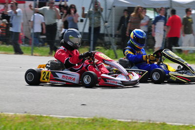 04/05/2008 : 3ème manche du Championnat Régional Midi-Pyrénées à Muret (Photos Julien Dejean) 2008 — karting