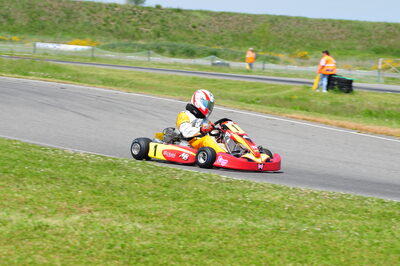 04/05/2008 : 3ème manche du Championnat Régional Midi-Pyrénées à Muret (Photos Julien Dejean) 2008 — karting