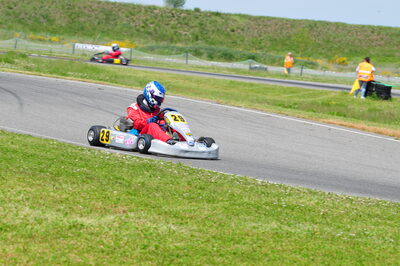 04/05/2008 : 3ème manche du Championnat Régional Midi-Pyrénées à Muret (Photos Julien Dejean) 2008 — karting