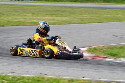 04/05/2008 : 3ème manche du Championnat Régional Midi-Pyrénées à Muret (Photos Julien Dejean) 2008 — karting
