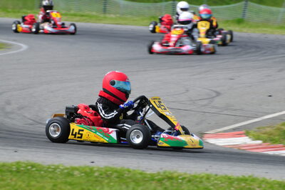 04/05/2008 : 3ème manche du Championnat Régional Midi-Pyrénées à Muret (Photos Julien Dejean) 2008 — karting