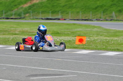 04/05/2008 : 3ème manche du Championnat Régional Midi-Pyrénées à Muret (Photos Julien Dejean) 2008 — karting