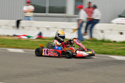 04/05/2008 : 3ème manche du Championnat Régional Midi-Pyrénées à Muret (Photos Julien Dejean) 2008 — karting
