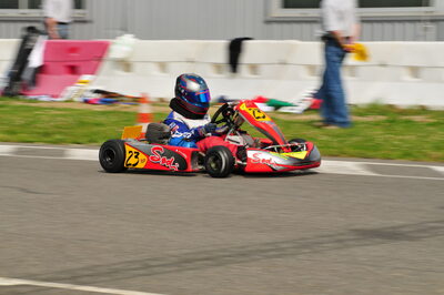 04/05/2008 : 3ème manche du Championnat Régional Midi-Pyrénées à Muret (Photos Julien Dejean) 2008 — karting