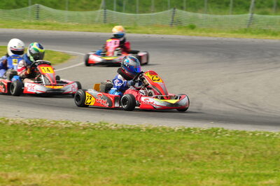 04/05/2008 : 3ème manche du Championnat Régional Midi-Pyrénées à Muret (Photos Julien Dejean) 2008 — karting