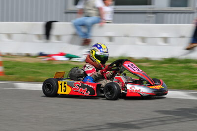 04/05/2008 : 3ème manche du Championnat Régional Midi-Pyrénées à Muret (Photos Julien Dejean) 2008 — karting