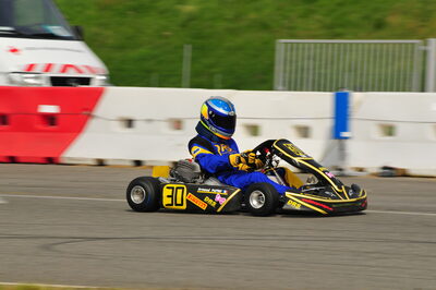 04/05/2008 : 3ème manche du Championnat Régional Midi-Pyrénées à Muret (Photos Julien Dejean) 2008 — karting
